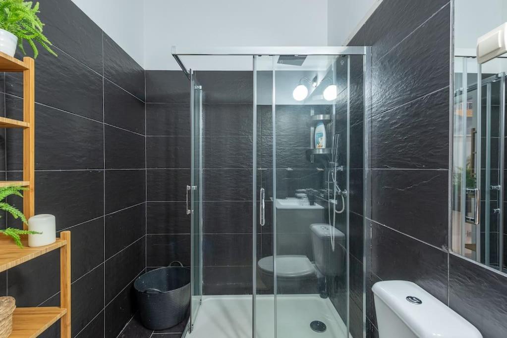 ליסבון Modern Rustic Apartment In Graca מראה חיצוני תמונה