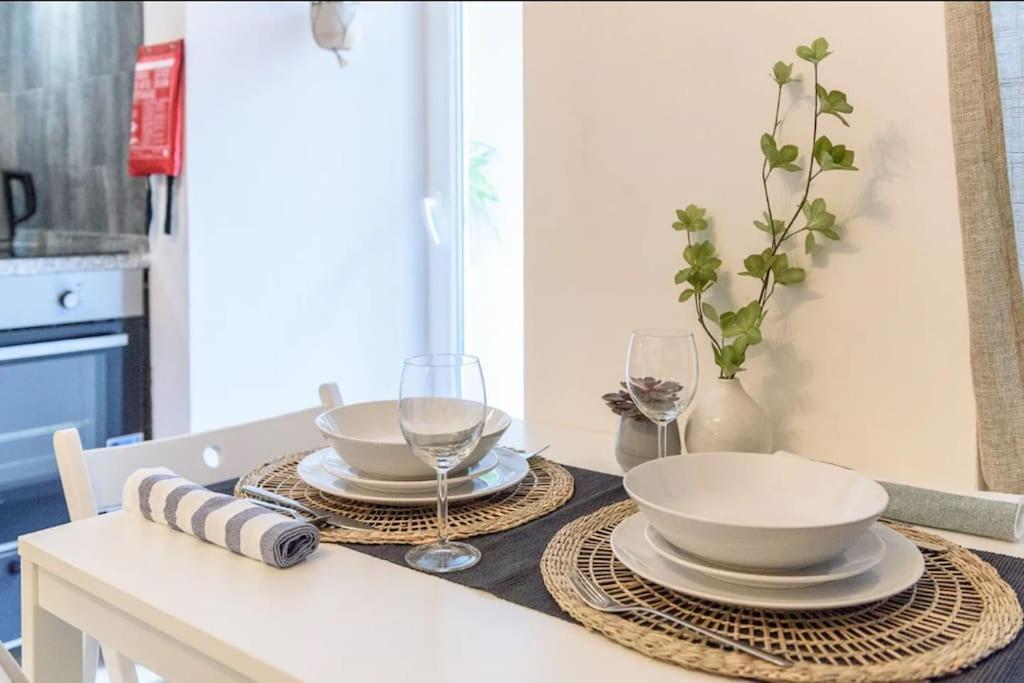 ליסבון Modern Rustic Apartment In Graca מראה חיצוני תמונה